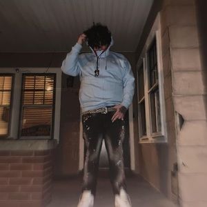 Meet your Posher, Troy